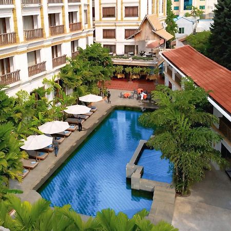 Angkor Land Urban Boutique Hotel Siem Reap Buitenkant foto