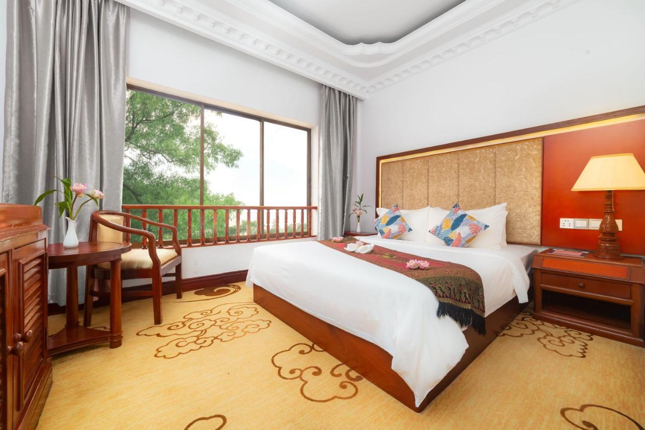 Angkor Land Urban Boutique Hotel Siem Reap Buitenkant foto