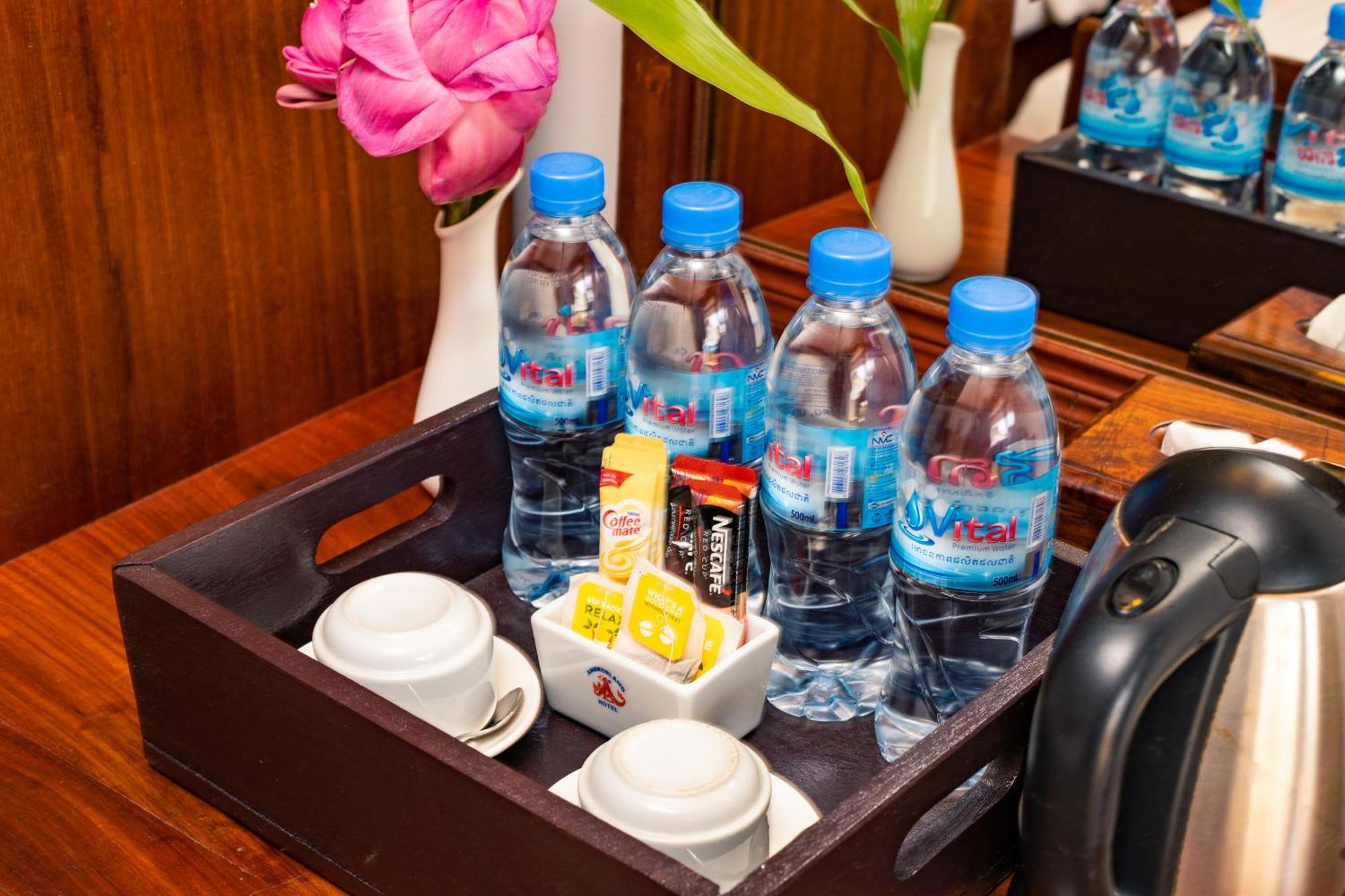 Angkor Land Urban Boutique Hotel Siem Reap Buitenkant foto