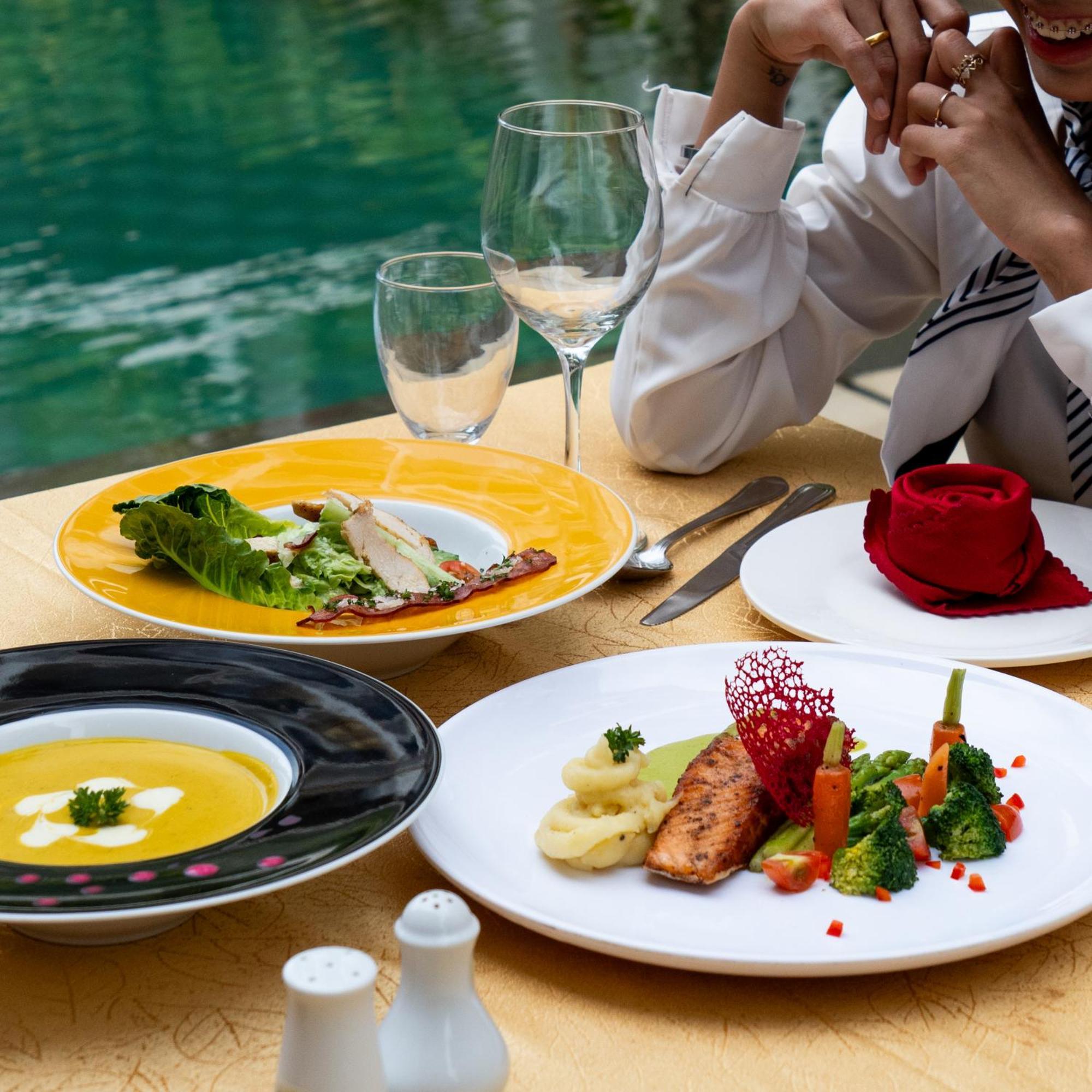 Angkor Land Urban Boutique Hotel Siem Reap Buitenkant foto